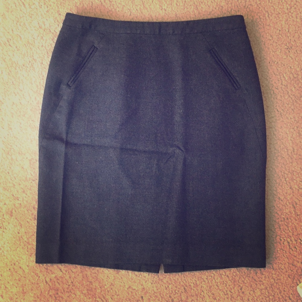Loft pencil skirt